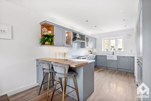 Photo 17- click for photo gallery